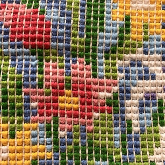 Floral Latch Hook Rug - Mat Size - Picture 8 of 9